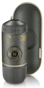 Φορητή μηχανή εσπρέσο Wacaco Nanopresso Dark Soul Grey, 18bar, 80 ml, Για αλεσμένο καφέ, Δεν χρειάζεται φόρτιση ή μπαταρίες, Θήκη μεταφοράς, Γκρι