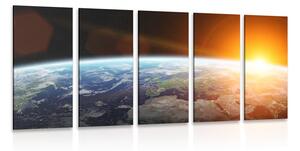 Πεντάπτυχος πίνακας θέα στον πλανήτη από το διάστημα