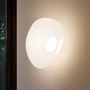 Tom Dixon LED απλίκα Melt, Ø 50 cm, οπαλίνα/χρώμα χρωμίου, ρυθμιζόμενος, Μεταλλικό, Σαλόνι / τραπεζαρία, Πλαστικό, σχεδιασμός