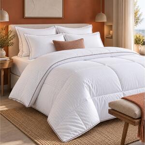 Πάπλωμα Υπέρδιπλο NiceFeelings από 100% Satin Microfiber, με βάρος 400GSM και διαστάσεις 220x240cm