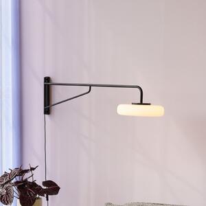 Hübsch Επιτοίχια λάμπα LED Sway, μαύρη, βάθος 120 cm, μέταλλο, Μαύρο, Σαλόνι / τραπεζαρία, Μέταλλο, σύγχρονο