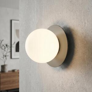 EMIBIG LIGHTING Φωτιστικό τοίχου Minerva, οπαλ/μπεζ, Ø 15 cm, γυαλί/μέταλλο, E14, ρυθμιζόμενος, Μπεζ, Σαλόνι / τραπεζαρία, Γυαλί, σύγχρονο, Σφαίρα