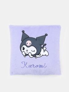 Sinsay - Μαξιλάρι από συνθετική γούνα Kuromi - λιλα
