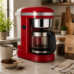 Καφετιέρα Φίλτρου KitchenAid Drip Coffee 5KCM1209EER με αυτόματο προγραμματισμό, ισχύ 1100W και χωρητικότητα 1.7L - Empire Red