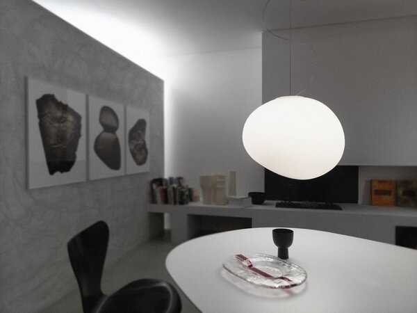 Foscarini Φωτιστικό κρεμαστό Gregg Medium, λευκό, ύψος 26 cm, ρυθμιζόμενος, Λευκό, Σαλόνι / τραπεζαρία, Γυαλί