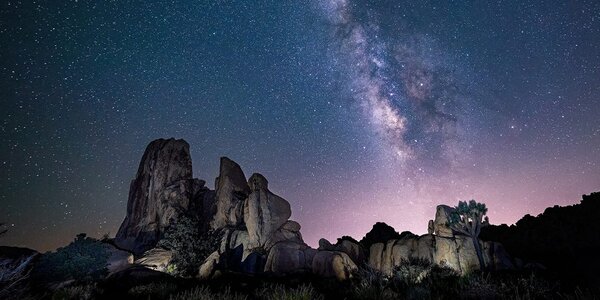 Πίνακας σε καμβά αστροφεγγιά πάνω από βράχους