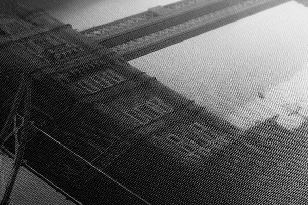 Πίνακας σε καμβά ηλιοβασίλεμα πάνω από το Tower Bridge σε ασπρόμαυρο