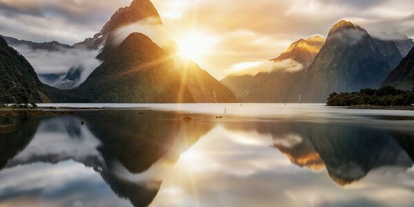 Πίνακας σε καμβά milford Sound κατά την ανατολή του ήλιου