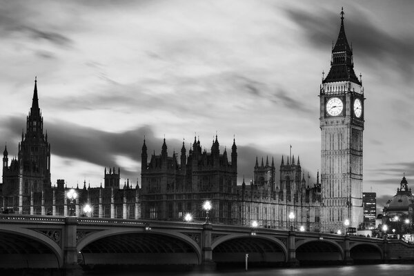 Φωτοταπετσαρία νυχτερινός ασπρόμαυρος Big Ben στο Λονδίνο