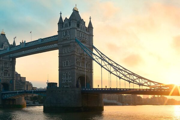 Αυτοκόλλητη φωτοταπετσαρία tower Bridge στο Λονδίνο