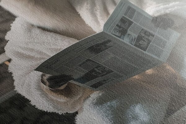 Πίνακας σε καμβά άλπακα με εφημερίδες στην τουαλέτα