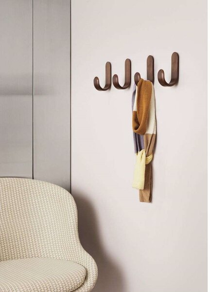 Normann Copenhagen - Curve Hook Walnut Normann Copenhagen