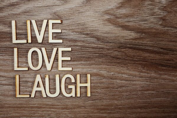 Ταπετσαρία τοίχου με λέξεις - Live Love Laugh