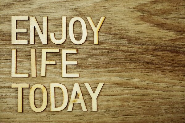 Ταπετσαρία τοίχου με απόφθεγμα - Enjoy life today