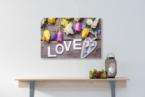 Πίνακας σε καμβά με επιγραφή Love