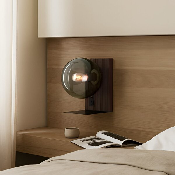 Lucande Φωτιστικό τοίχου Veloura, ύψος 30 cm, γυαλί, ξύλο, USB, ρυθμιζόμενος, Καφέ / Σκουριάς, Σαλόνι / τραπεζαρία, Γυαλί, σχεδιασμός