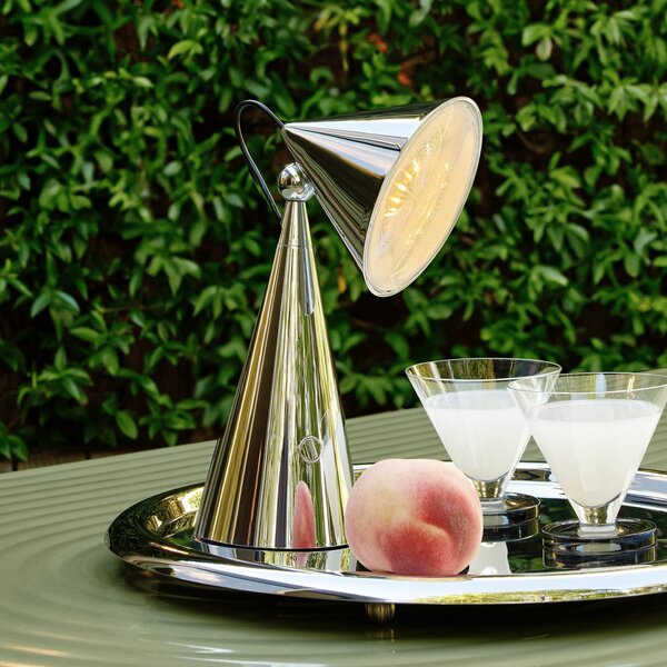Tom Dixon LED-Akku-Τραπεζοκόσμημα Pose, ασημί, ύψος 25 cm, ρυθμιζόμενος, Μεταλλικό, Σαλόνι / τραπεζαρία, Πλαστικό, σχεδιασμός