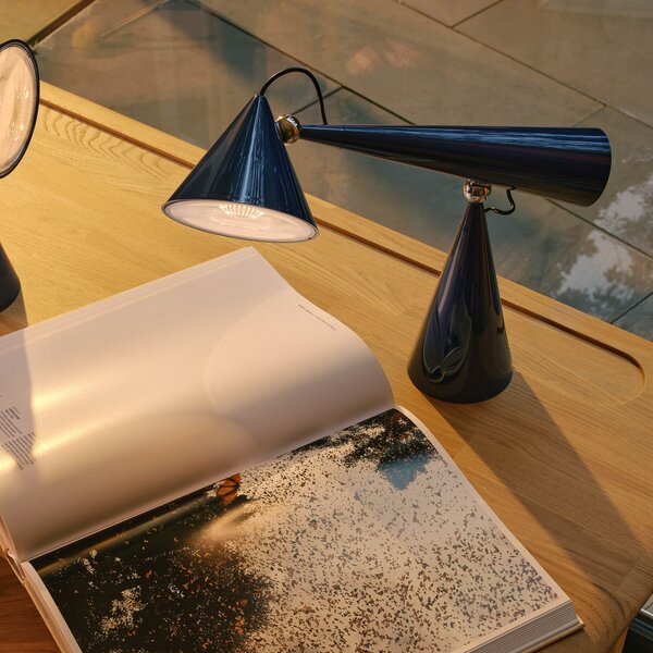 Tom Dixon LED επιτραπέζια λάμπα Pose Task Light, ινδικο, 41 cm, ρυθμιζόμενος, Μπλε, Σαλόνι / τραπεζαρία, Πλαστικό, σχεδιασμός