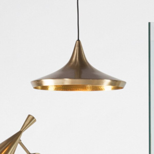 Tom Dixon LED κρεμαστό φωτιστικό Beat Wide, χρώμα ορείχαλκου, Ø 36 cm, ρυθμιζόμενος, Χρυσό / Ορείχαλκου, Σαλόνι / τραπεζαρία, Ορείχαλκος, σχεδιασμός