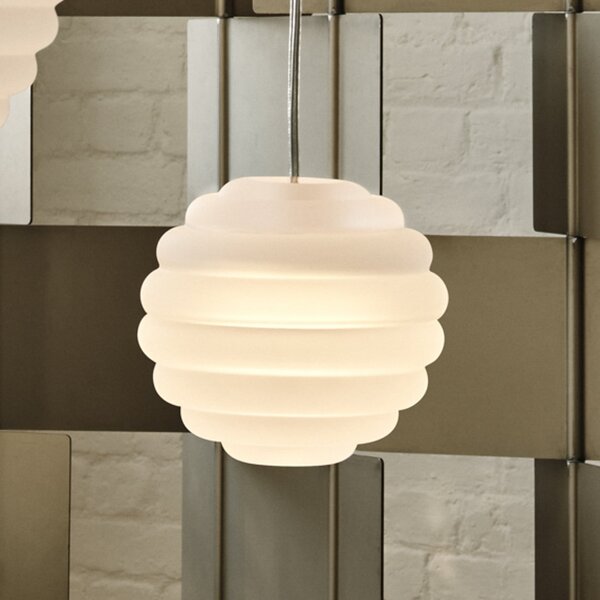 Tom Dixon LED κρεμαστή λάμπα Press Sphere Mini παγωμένη Ø 15 cm, ρυθμιζόμενος, Λευκό, Σαλόνι / τραπεζαρία, Γυαλί, σχεδιασμός