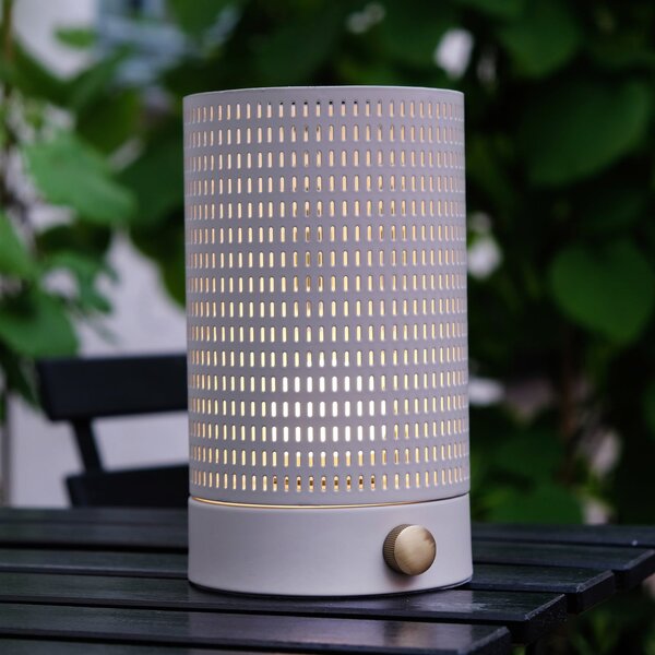 Dyberg Larsen LED-Akku-Tischlampe Mesh, λευκό, ύψος 20 cm, ρυθμιζόμενος, Λευκό, Σαλόνι / τραπεζαρία, Μέταλλο, σχεδιασμός