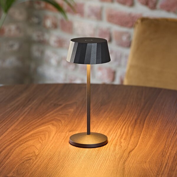 Sigor LED-Akku-Τραπεζοκαθιστικό Φωτιστικό Facetta, μαύρο, 22 cm, μέταλλο CCT IP44, ρυθμιζόμενος, Μαύρο, Σαλόνι / τραπεζαρία, Αλουμίνιο, σύγχρονο