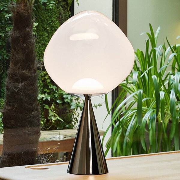 Tom Dixon LED επιτραπέζια λάμπα Melt Cone Fat, οπάλιο/ασημί, 47 cm, ρυθμιζόμενος, Μεταλλικό, Σαλόνι / τραπεζαρία, Πλαστικό, σχεδιασμός
