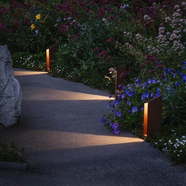 MARSET LED-Sockellampe Domus Ύψος 26 cm, σκουριασμένο καφέ αλουμίνιο, ρυθμιζόμενος, Καφέ / Σκουριάς, Αλουμίνιο, σχεδιασμός