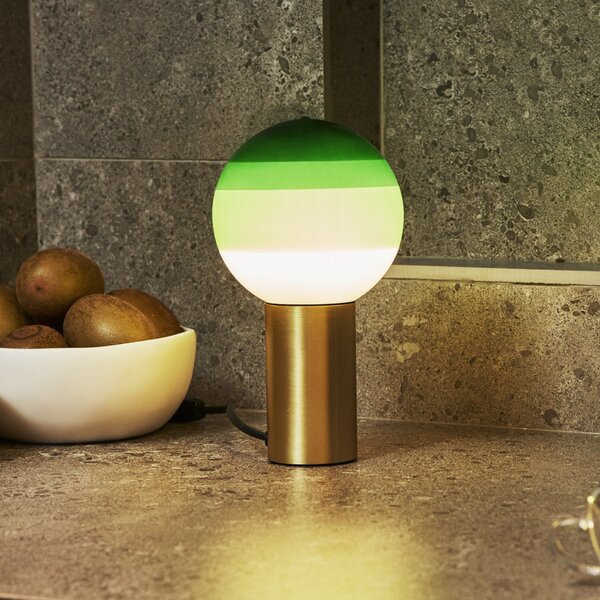 MARSET Επιτραπέζια λάμπα Dipping Light, ύψος 22 cm, πράσινο/ορείχαλκος, Πράσινο, Σαλόνι / τραπεζαρία, Γυαλί, σχεδιασμός
