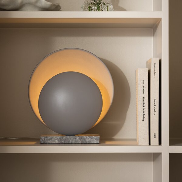 Globen Lighting Επιτραπέζια λάμπα ORBIT, γκρι, μάρμαρο, ύψος 32 cm, Γκρι, Σαλόνι / τραπεζαρία, Πέτρα, σχεδιασμός