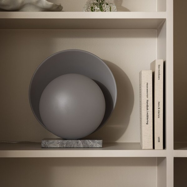 Globen Lighting Επιτραπέζια λάμπα ORBIT, γκρι, μάρμαρο, ύψος 32 cm, Γκρι, Σαλόνι / τραπεζαρία, Πέτρα, σχεδιασμός