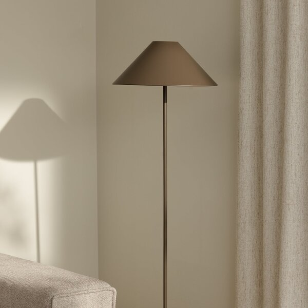 Globen Lighting Φωτιστικό δαπέδου Cannes, καφέ, μέταλλο, 140 cm, Καφέ / Σκουριάς, Σαλόνι / τραπεζαρία, Μέταλλο, Σκανδιναβικό