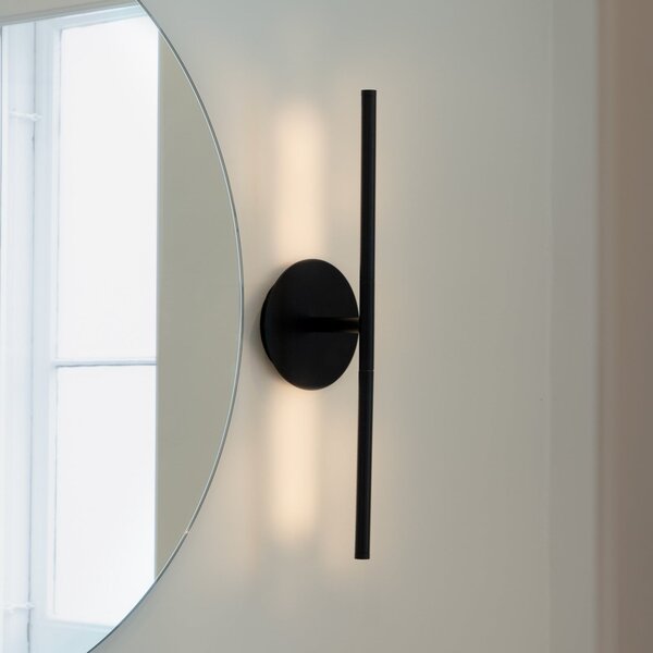 UMAGE LED απλίκα Omni, μαύρο, πλάτος 54 cm, 2 φτερά., ρυθμιζόμενος, Μαύρο, Σαλόνι / τραπεζαρία, Αλουμίνιο, σχεδιασμός