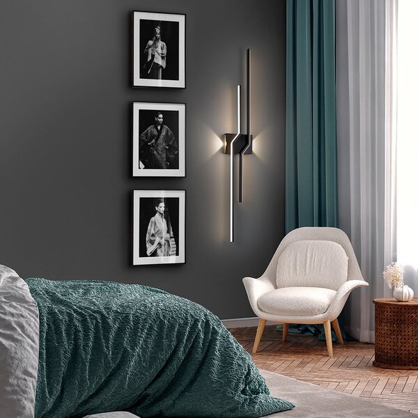 Schuller Valencia LED απλίκα Zig Zag, ύψος 100 cm, μαύρο, μέταλλο, 4 φτερά., Μαύρο, Σαλόνι / τραπεζαρία, Αλουμίνιο, σύγχρονο