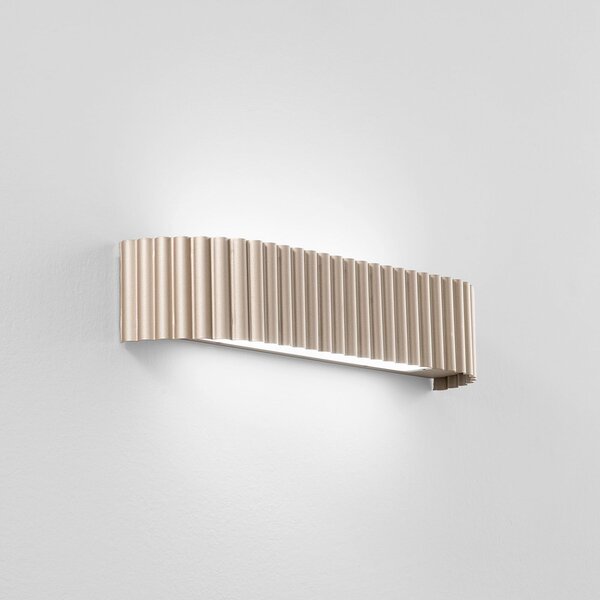 Luce Ambiente Design LED απλίκι Niike, χρυσό χρώμα, πλάτος 40 cm, μέταλλο, CCT, Χρυσό / Ορείχαλκου, Σαλόνι / τραπεζαρία, Μέταλλο, σύγχρονο