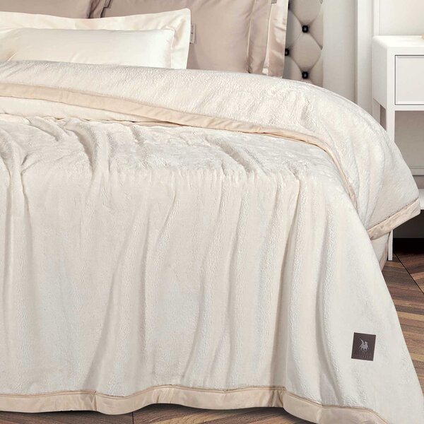 Κουβέρτα Βελουτέ King Size (240x250) Greenwich Polo Club Essential 3974 Royal White