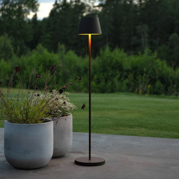 Konstsmide Φωτιστικό LED με μπαταρία Pomezia, μαύρο, 124 cm, IP54, USB, ρυθμιζόμενος, Μαύρο, Σαλόνι / τραπεζαρία, Αλουμίνιο, σύγχρονο