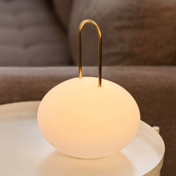 Dyberg Larsen Φανάρι LED με μπαταρία Ellipse, λευκό/ορείχαλκο, IP44, ρυθμιζόμενος, Λευκό, Πλαστικό, σύγχρονο