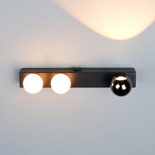 Trio Lighting LED φωτιστικό τοίχου Arpino μαύρο, πλάτος 30 cm, μέταλλο, 3 φτερά., ρυθμιζόμενος, Μαύρο, Σαλόνι / τραπεζαρία, Μέταλλο, σύγχρονο