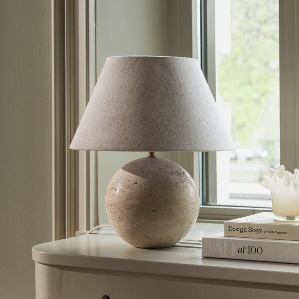 Globen Lighting Επιτραπέζια λάμπα Castello, μπεζ/μπεζ, ύψος 38 cm, Μπεζ, Σαλόνι / τραπεζαρία, Ύφασμα / Κλωστοϋφαντουργία, σχεδιασμός