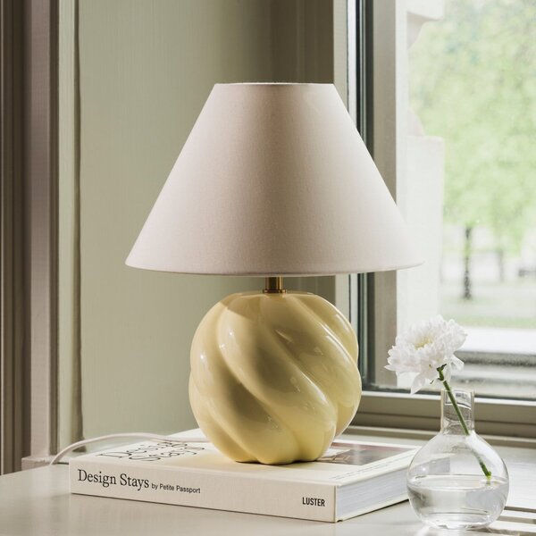 Globen Lighting Επιτραπέζια λάμπα DAHLIA, μπεζ/κίτρινο Ύψος 31 cm, Μπεζ, Σαλόνι / τραπεζαρία, Ύφασμα / Κλωστοϋφαντουργία