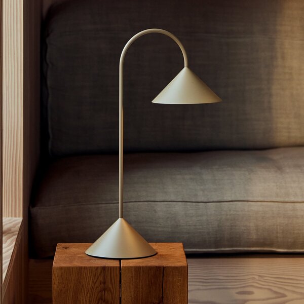 FRANDSEN LED-Akku-Τραπεζοειδής λάμπα Grasp, γκρι άμμου, ύψος 47 cm, ρυθμιζόμενος, Γκρι, Μέταλλο, σχεδιασμός