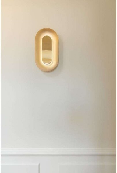 Nuura Aps LED απλίκα Sasi, ύψος 29 cm, χρώμα ορείχαλκου, μέταλλο, ρυθμιζόμενος, Χρυσό / Ορείχαλκου, Σαλόνι / τραπεζαρία, Μέταλλο, Σκανδιναβικό
