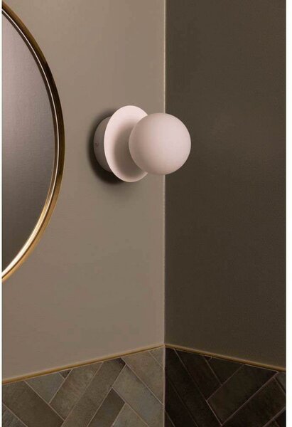 Globen Lighting Φωτιστικό τοίχου ART DECO, λευκό/λευκό, Ø 16 cm, IP44, ρυθμιζόμενος, Λευκό, Σαλόνι / τραπεζαρία, Μέταλλο, σχεδιασμός, Σφαίρα