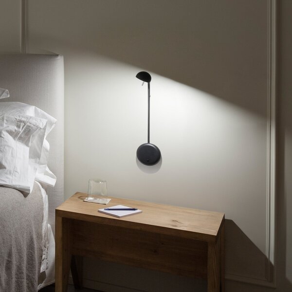 Vibia Pin 1680 LED απλίκα, 39 cm, μαύρο, Μαύρο, υπνοδωμάτιο, Μέταλλο, σύγχρονο