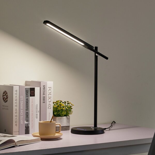 Lindby Φωτιστικό γραφείου Valtorin LED, μαύρο, ρυθμιζόμενος, Μαύρο, Μελέτη / Γραφείο, Πλαστικό, σύγχρονο