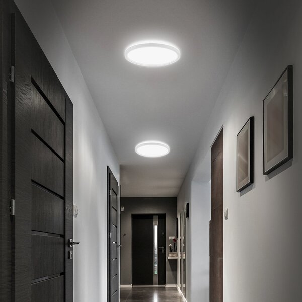 Briloner LED φωτιστικό οροφής μπάνιου Slim Drip, λευκό, Ø 29 cm, IP44, Λευκό, Μπάνιο, Πλαστικό