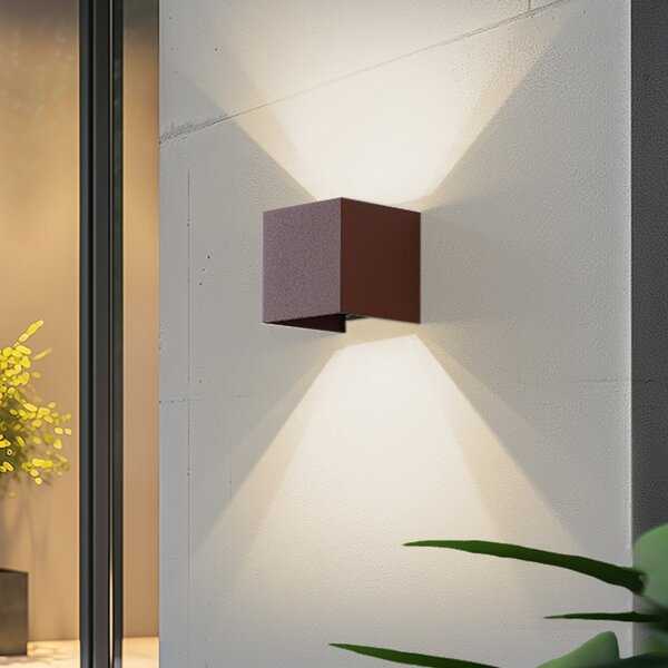 Lindby Smart LED εξωτερικό φωτιστικό τοίχου Dara σκουριά γωνιακό CCT RGB, ρυθμιζόμενος, Καφέ / Σκουριάς, Αλουμίνιο, σύγχρονο