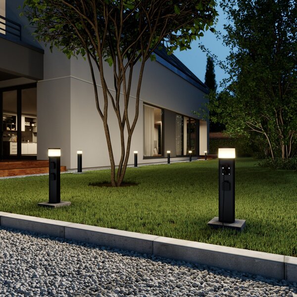 Lucande LED-Sockellampe Corban, γκρι, πρίζες, IP44, Μαύρο, Αλουμίνιο, σύγχρονο