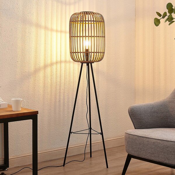 Lindby Φωτιστικό δαπέδου Canyana, 139 cm, φυσικό, μπαστούνι, τρίποδο, Ξύλου, Σαλόνι / τραπεζαρία, Ξύλο, Εξοχική κατοικία / Ρουστίκ, Τρίποδο
